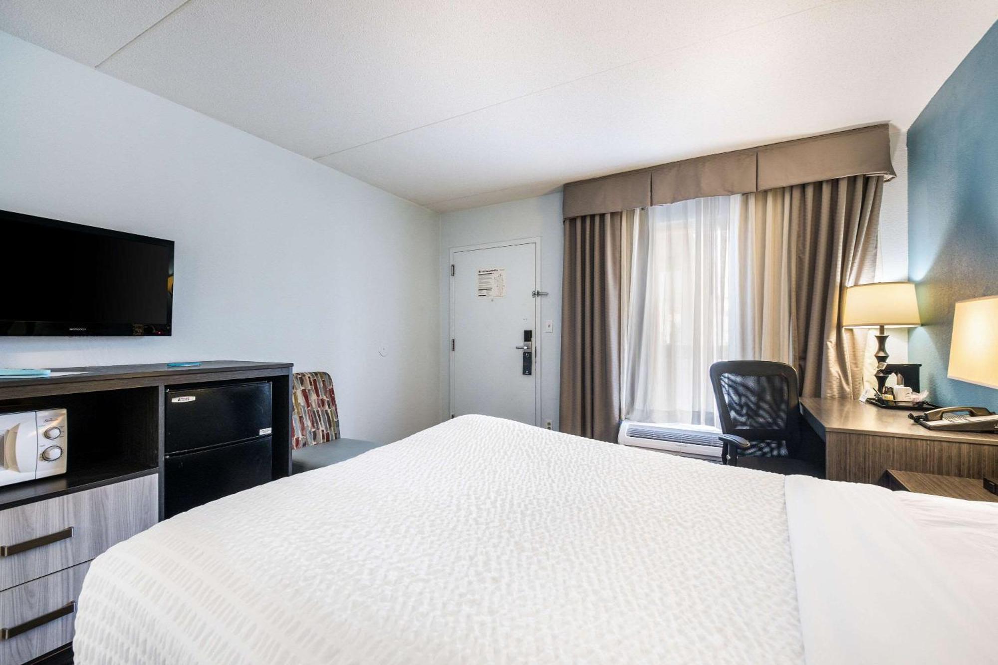 Clarion Inn Cleveland Near University Extérieur photo